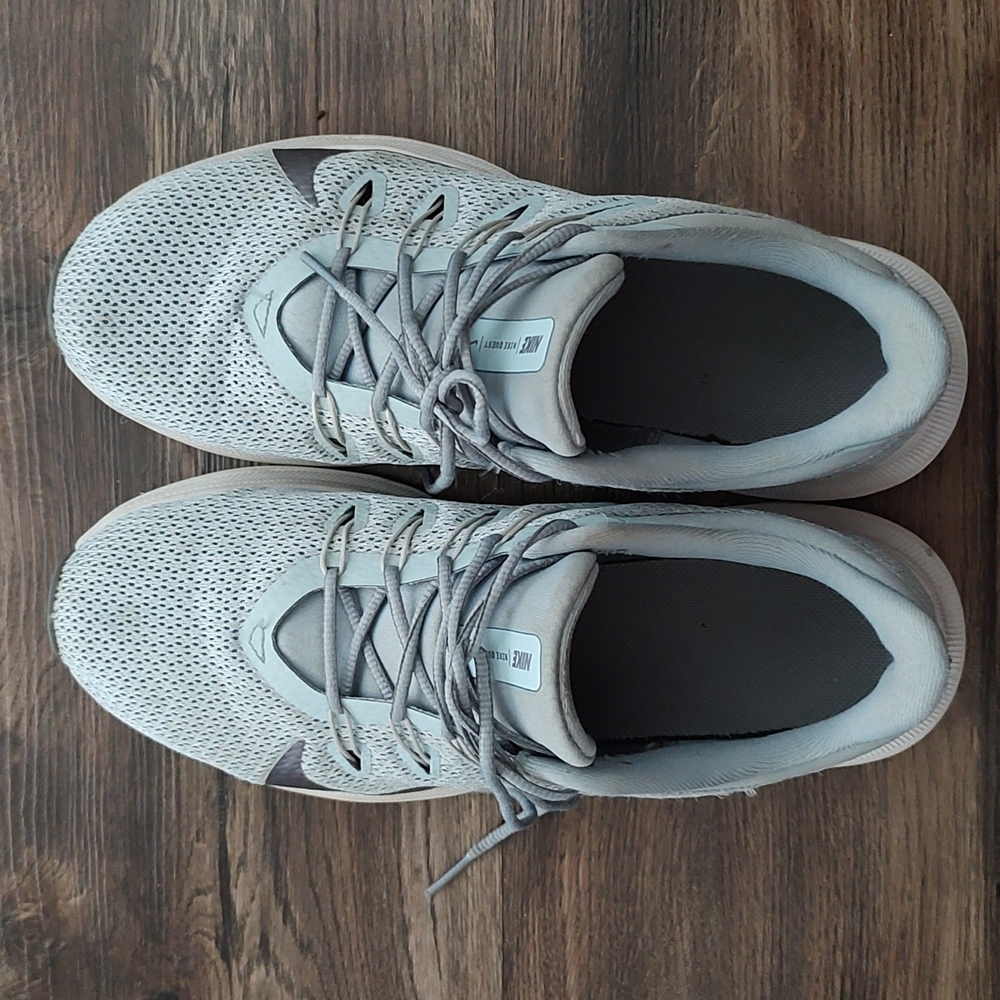 Nike Quest Running Shoes